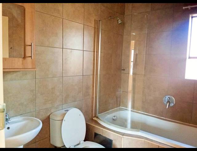 2 BEDROOM TOWNHOUSE FOR SALE IN KIBLER PARK